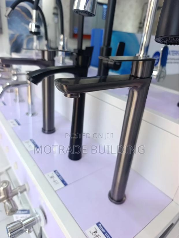 Basin Taps · Photo 2