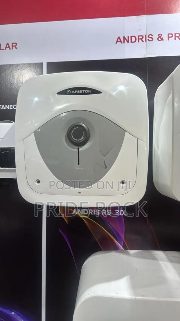 Water Heater Italian, Ariston · Photo 3