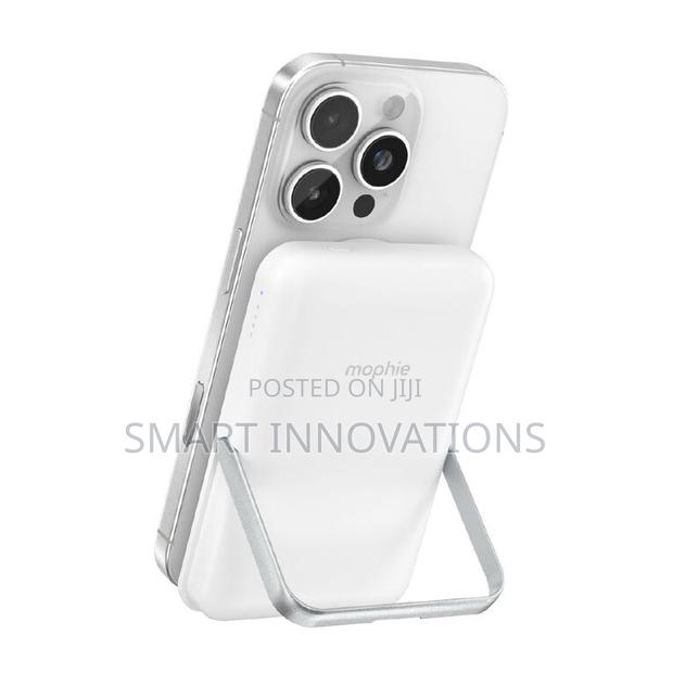 Mophie Snap+ Power Bank With Stand Magsafe Compatible photo 4