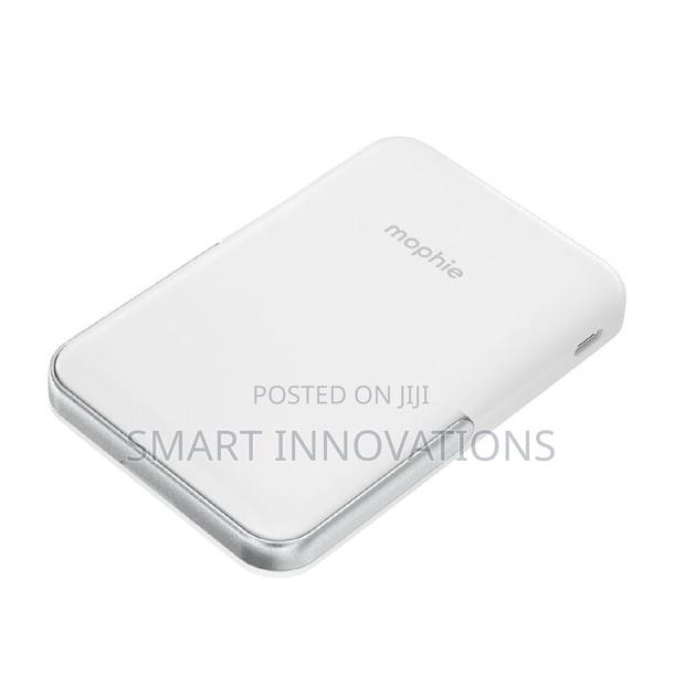 Mophie Snap+ Power Bank With Stand Magsafe Compatible photo 5