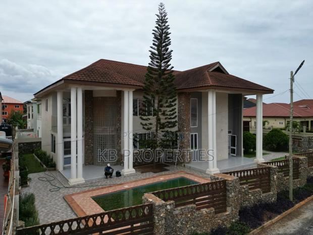 5bdrm Mansion in Kb Properties, Spintex for rent · Photo 2