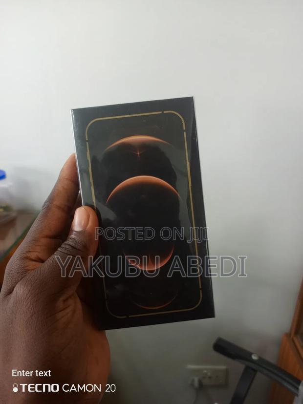 New Apple iPhone 12 Pro 256 GB Gold · Photo 1