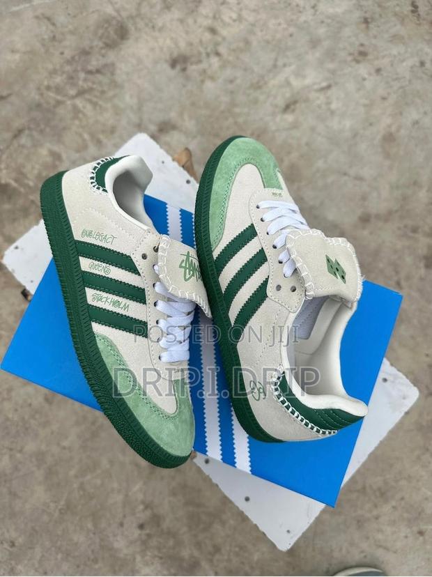 Adidas Samba . Very Classic And Tough . Comes In Box · Photo 4
