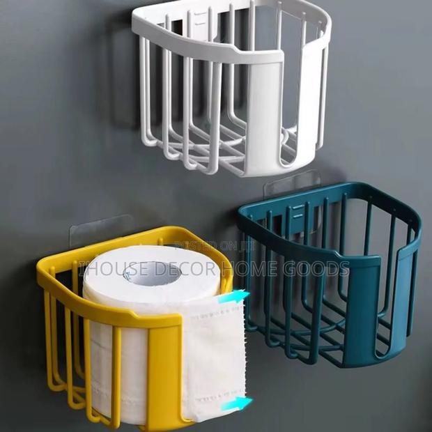Tissue Holder