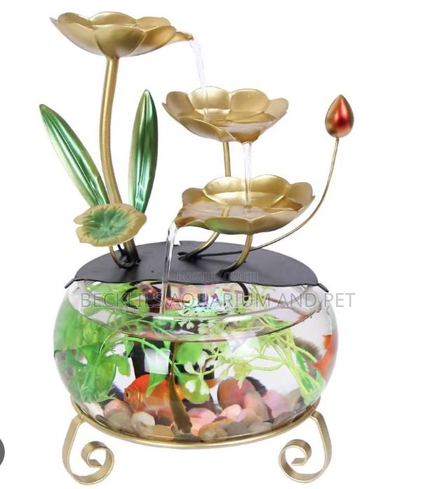 Table Top Aquarium With Mini Water Fountain · Photo 2
