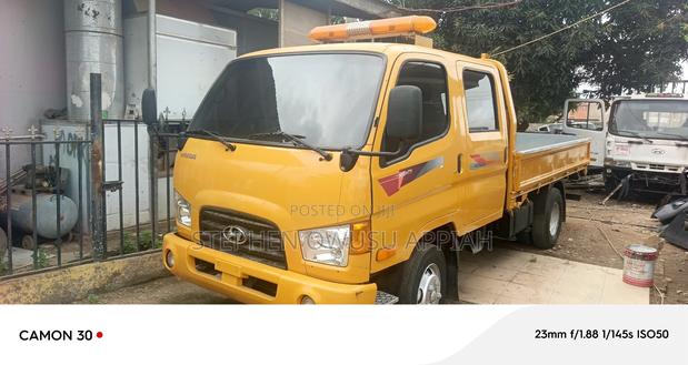 Hyundai Might Truck Double Cabin photo 2
