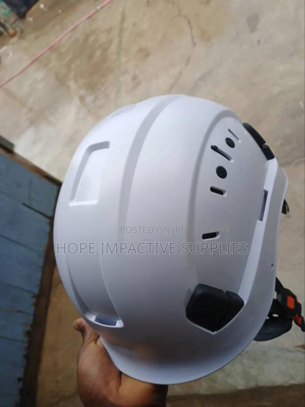 Safety Climbing Helmets. · Photo 4