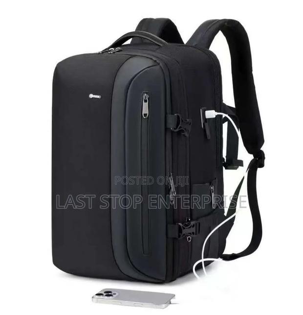 Classic Travelling Bag photo 5