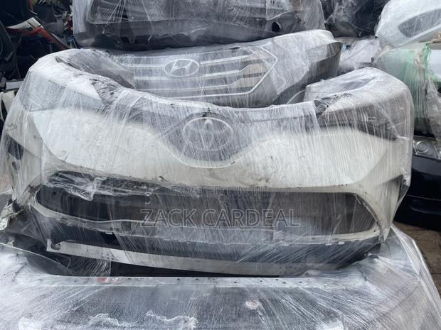 Toyota C-hr 2015 Front Cut Available