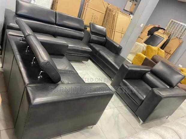 Executive Black Hall Sofa Set