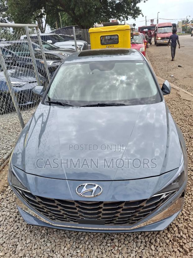 Hyundai Elantra SE 2021 Gray
