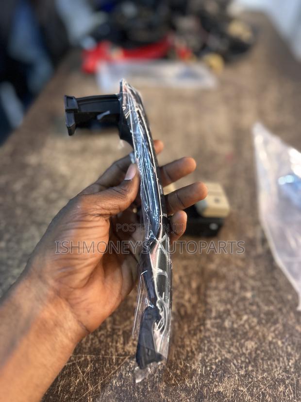 Elantra 2012-15 Door Handle photo 2