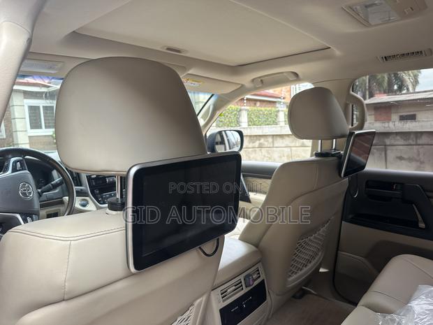 Toyota Land Cruiser 2019 Gray