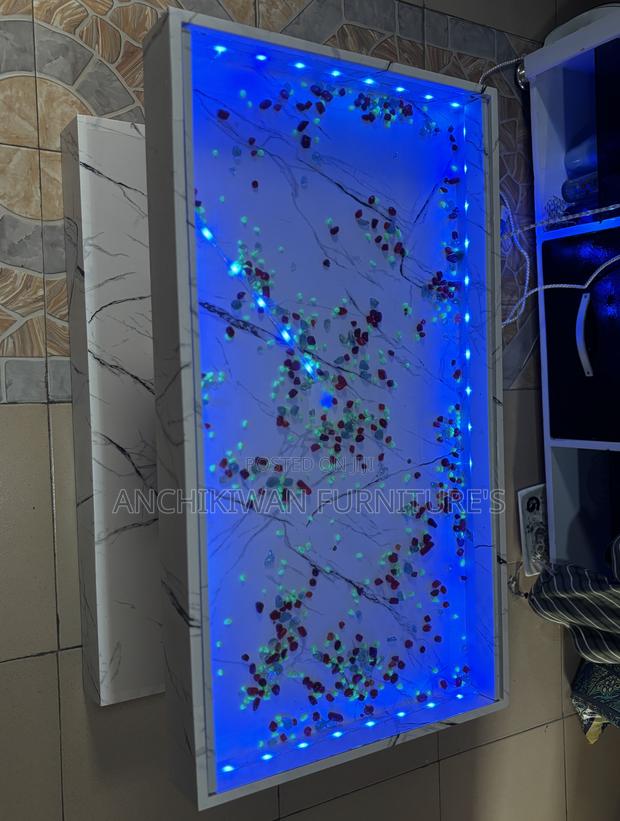 Led Lights Mables Center Table · Photo 3