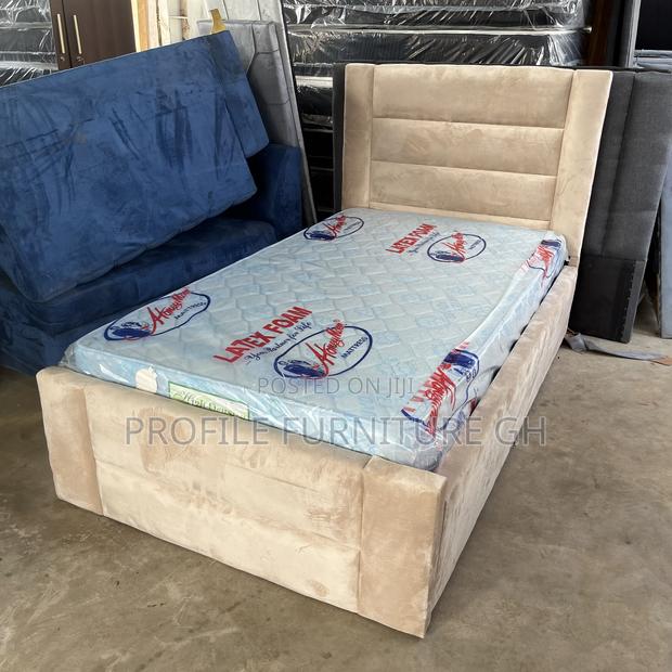 Fantastic One And Half Bed-frame With Mattress Attached//Luxurious photo 2