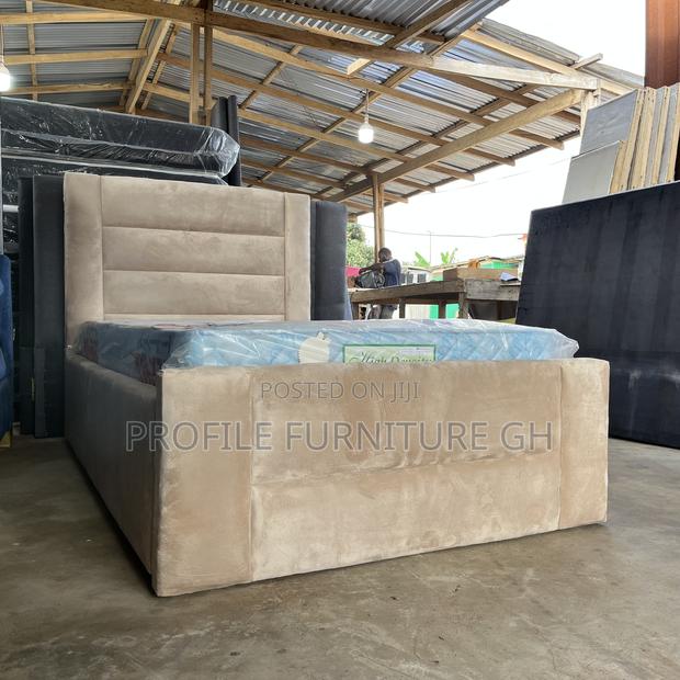 Fantastic One And Half Bed-frame With Mattress Attached//Luxurious photo 4