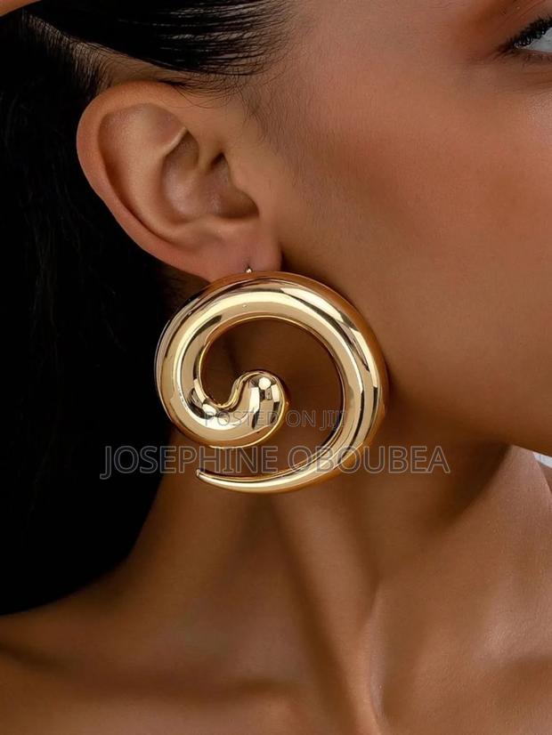 Statement Earrings photo 7