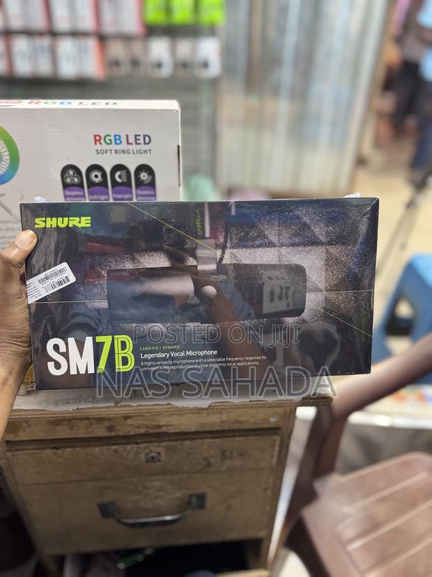 Shure Sm7b Vocal Dynamic Microphone
