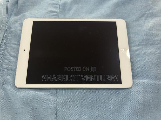 Apple iPad Air 32 GB Silver photo 4