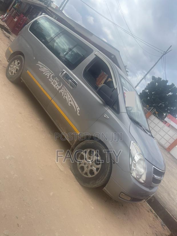 Hyundai Starex 2013 Silver