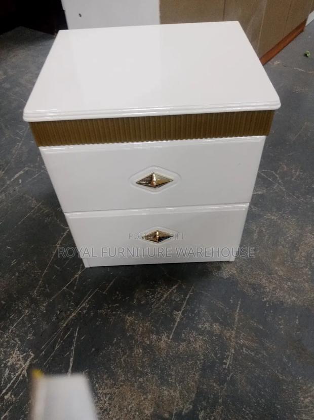White Bedside Table (Night Stand) · Photo 3