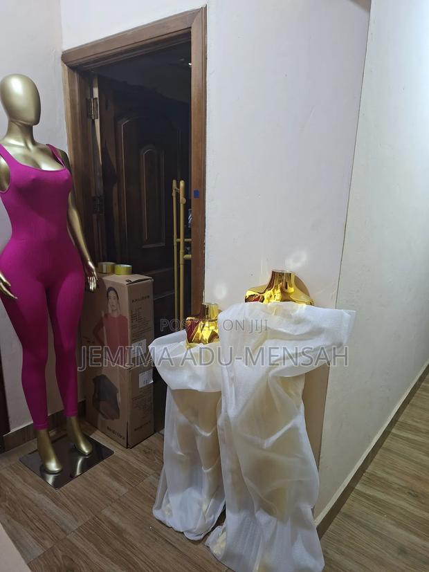 Fiberglass Mannequin photo 4