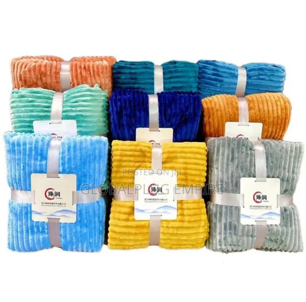Ultra-Comfort Queen Size Blanket Soft, Warm Cozy