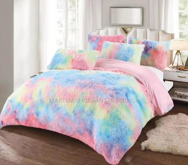 6 Pieces Fluffy Duvet Set · Photo 3