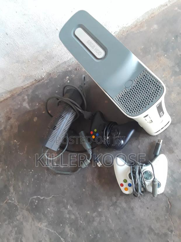 Xbox 360 Pro · Photo 1