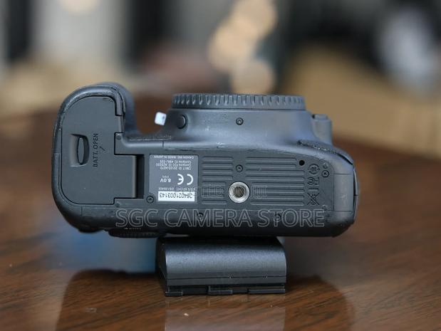 Canon Eos 6d . // Home Used // 8months Warranty photo 6