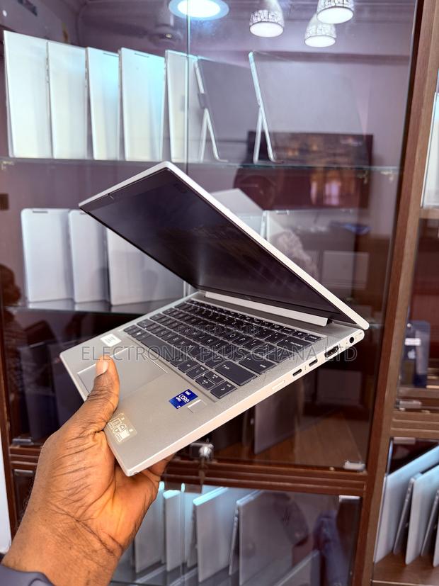 Laptop HP EliteBook 830 G8 16GB Intel Core i7 SSD 512GB photo 5