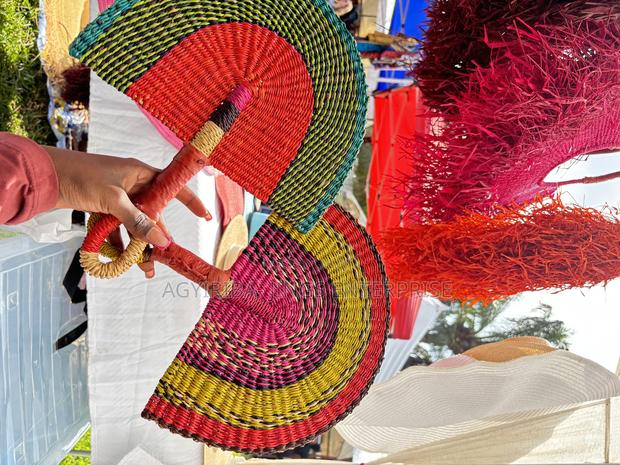 Bolga Handfan · Photo 4