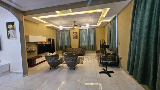 Furnished 5bdrm Mansion in Agric Nzema, Kumasi Metropolitan for sale · Photo 3