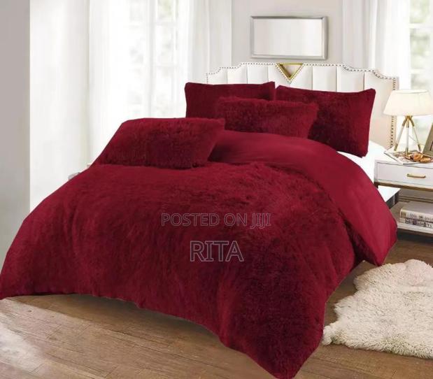 Fluffy Duvet 6 Piece Set · Photo 2