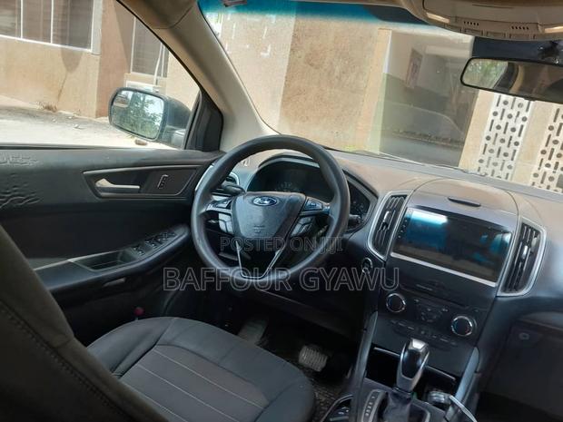 Ford Edge SEL 4dr FWD (2.0L 4cyl 6A) 2016 Gray · Photo 3