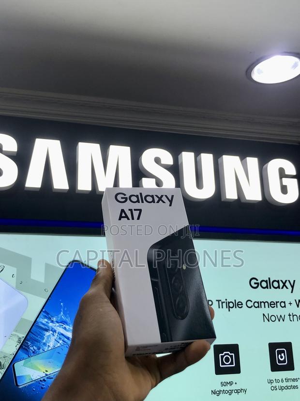 New Samsung Galaxy A17 128 GB Black · Photo 3