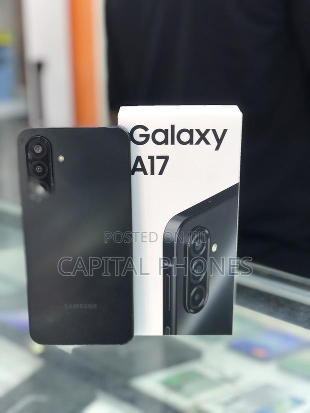 New Samsung Galaxy A17 128 GB Black · Photo 2