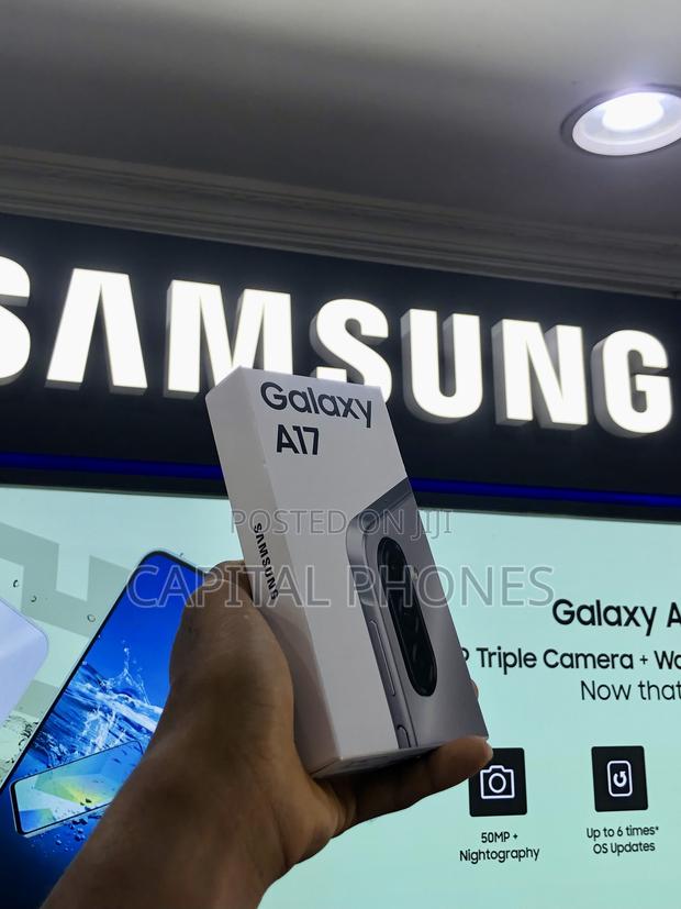 New Samsung Galaxy A17 128 GB Gray · Photo 1