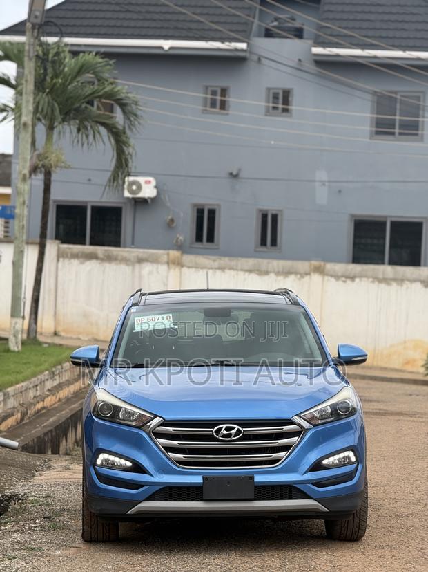 Hyundai Tucson 2017 Blue