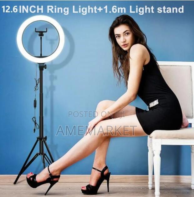Professional (12 Inch) Led Ring Light With 7 Feet Tripod Stand · Photo 2