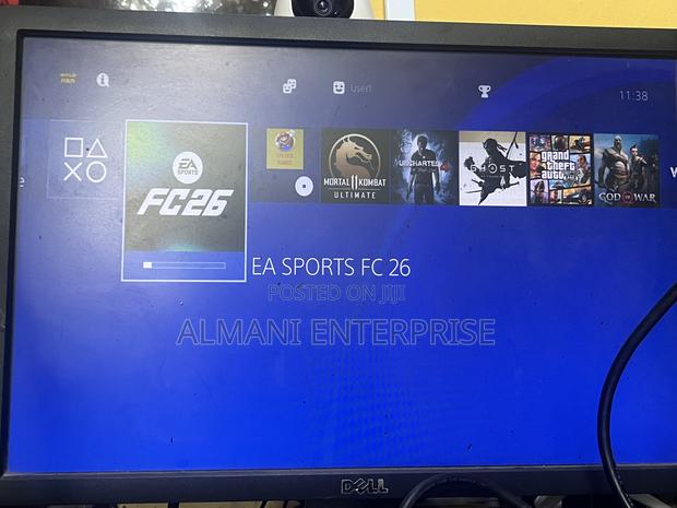 Ps4 Standard 500 Gig Fc 26 With Other 3 Games photo 3