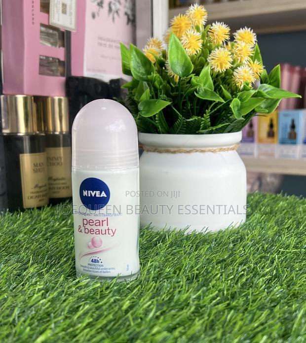 Nivea Women Roll On · Photo 3