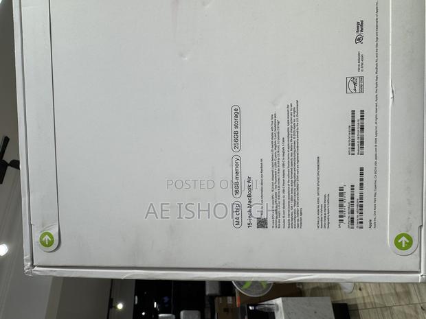 New Laptop Apple MacBook Air 2025 M4 15-Inch 16GB Apple M4 SSD 256GB photo 3