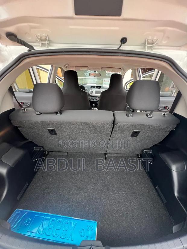 Toyota Vitz 1.5 FWD 5dr 2013 White