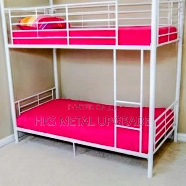 Meta Bank Bed for Special Order · Photo 2