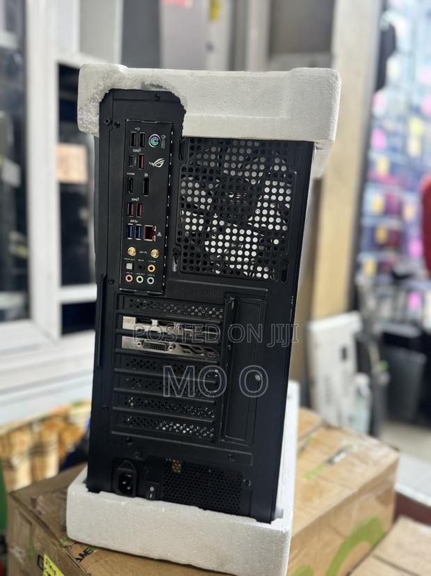 Desktop Computer Asus ROG Strix GL12 16GB Intel Core I9 SSD 512GB photo 2