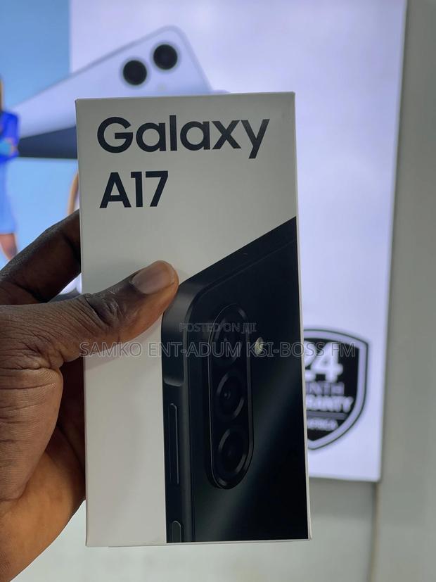 New Samsung Galaxy A17 128 GB Black photo 3