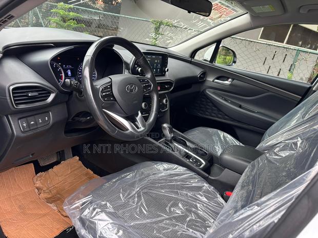 Hyundai Santa Fe Limited 2.4 AWD 2020 White photo 2