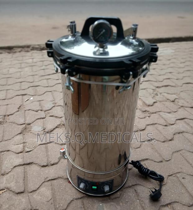 Autoclave Machine 30 Ltrs With Timer · Photo 2