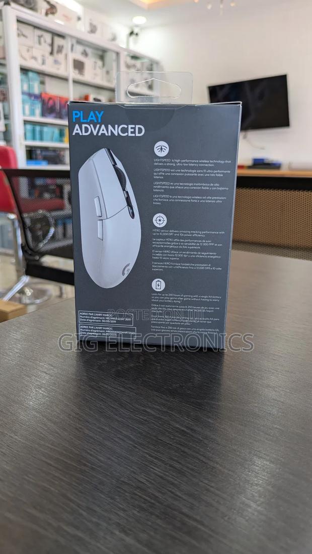 Logitech G305 Lightspeed Wireless Mouse · Photo 4
